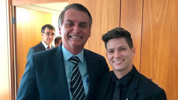 karol eller bolsonaro suicidio