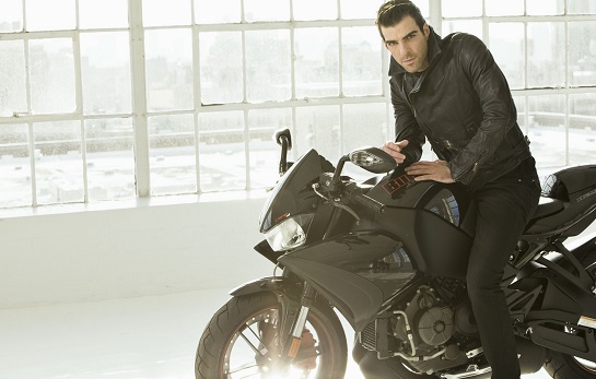 No mesmo dia, outro gay assumido, Zachary Quinto tamb&eacute;m faz anos: 37