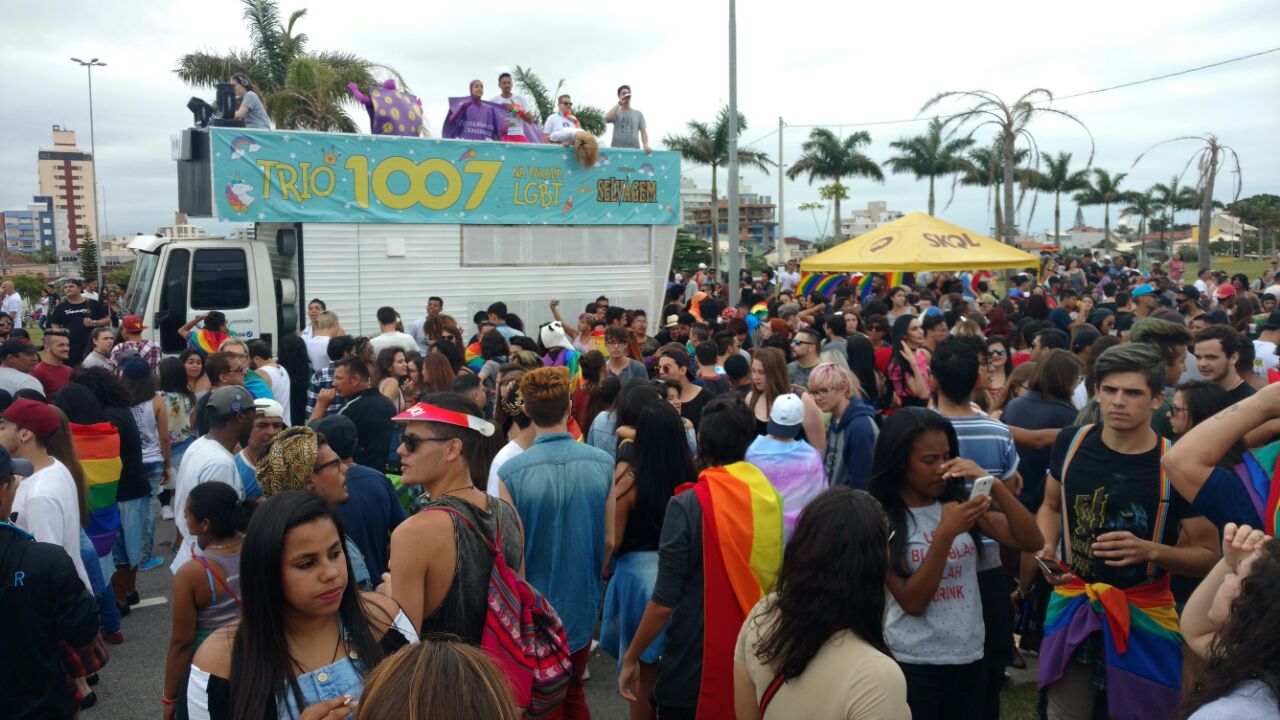 10 melhores imagens da 11ª Parada LGBT+ de Floripa 2017