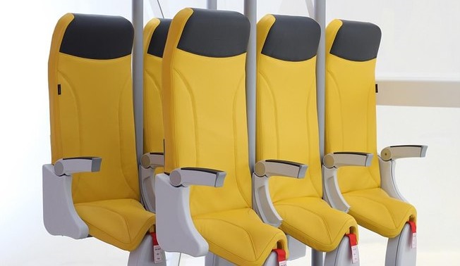 Poltronas verticais na Ryanair?