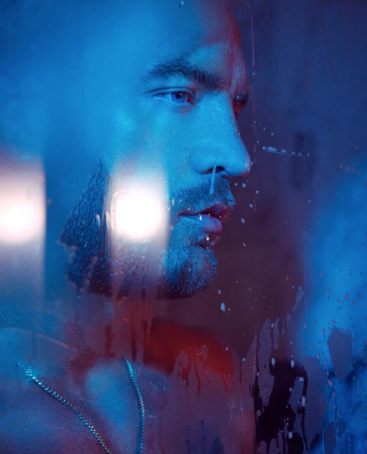 Will Wikle posou pelado - mostrando bela bunda - antes de estreia como ator pornô