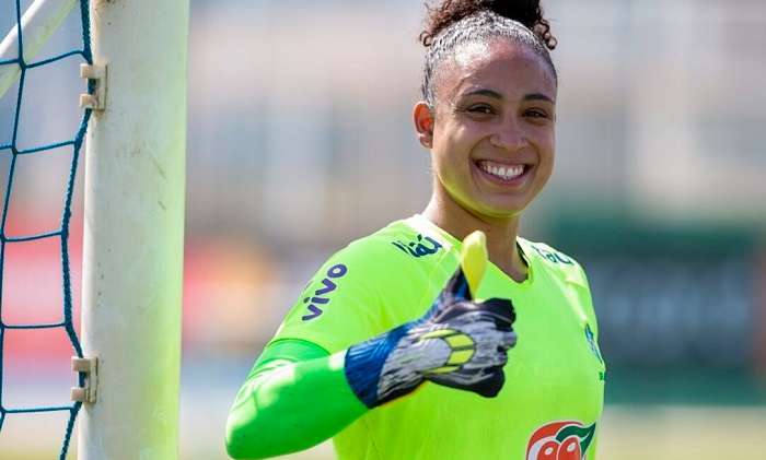 16 atletas gays, lésbicas e bissexuais do Brasil na Olimpíada: Letícia Izidoro (futebol)