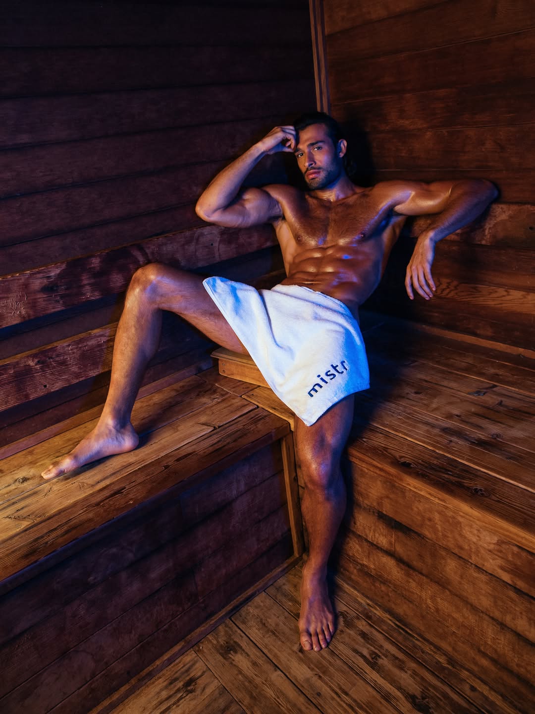 Sam Ashgari: ex de Britney Spears estrela campanha gay para uso de PrEP