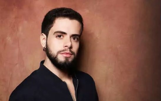 Bernardo de Assis: homem trans e ator fala do preconceito