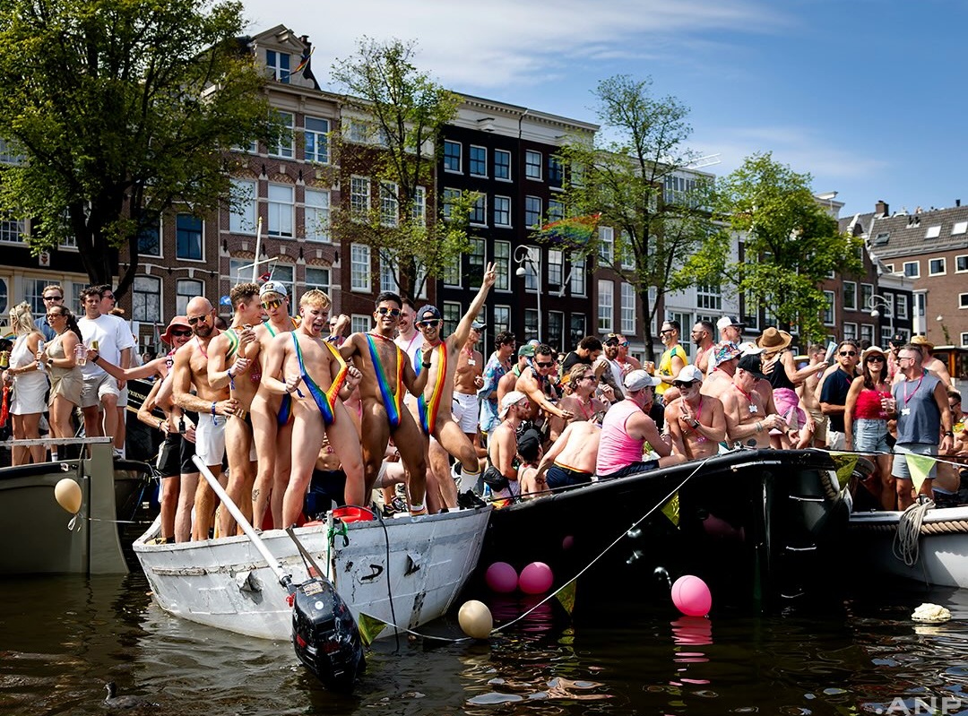 Parada gay LGBT de Amsterdã