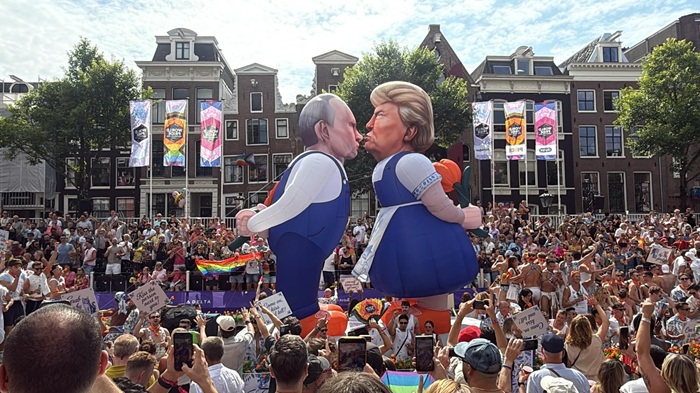 Parada gay LGBT de Amsterdã