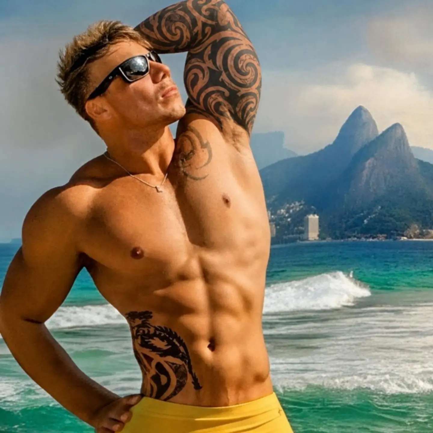 Cristiano Carnevale - gay assumido ex-BBB quer voltar para o reality