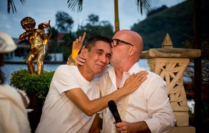 Eder Meneghine e Hugo Oliveira se casam no Rio