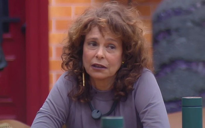 Giovanna Gold se declara bissexual após ser acusada de homofobia