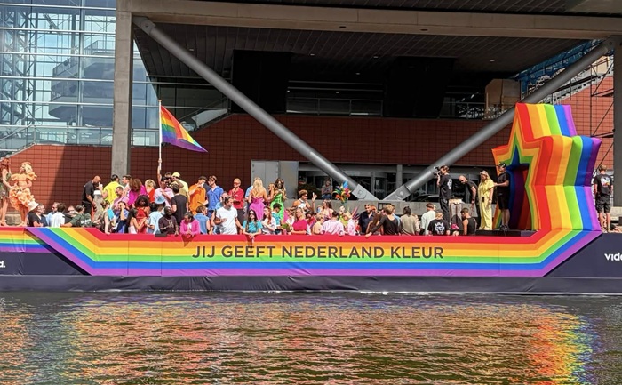 Veja 10 fotos da parada mundial feita em Amsterdã
