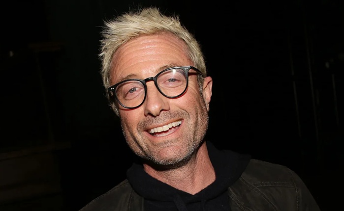 Diretor de 'Rivalidade Ardente' revela que quase morreu de aids