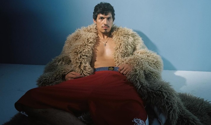 Omar Apollo perdeu 8 quilos para cena de sexo em 'Queer'