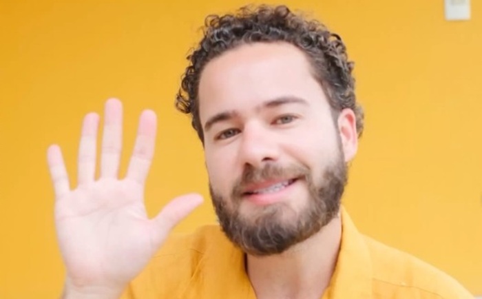 Influenciador é condenado por usar perfil fake para difamar o ex