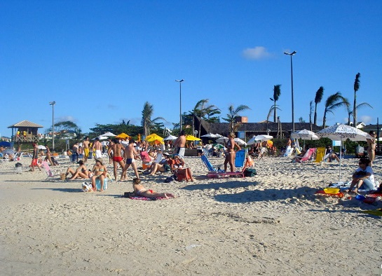 Praia no norte da ilha é uma das áreas mais nobres da cidade
