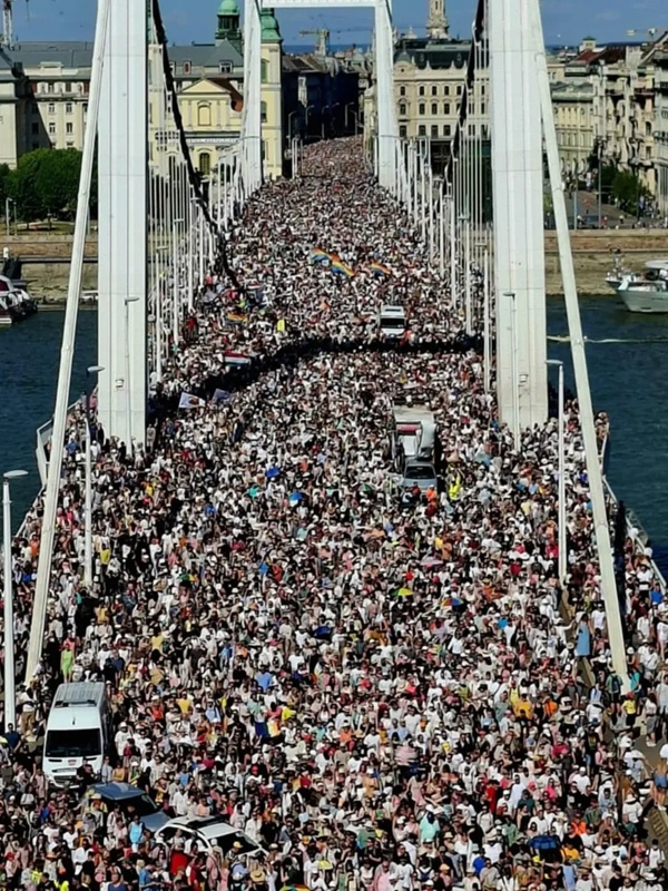 Parada LGBT de Budapeste, Hungria