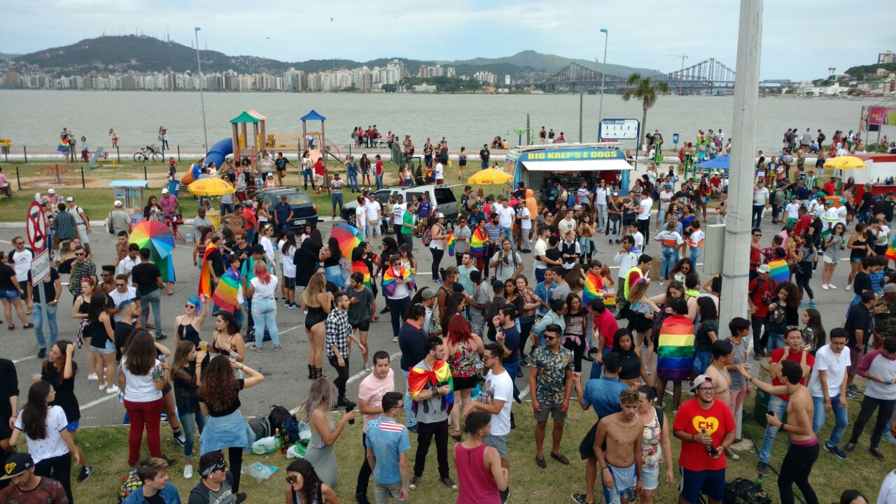 10 melhores imagens da 11ª Parada LGBT+ de Floripa 2017
