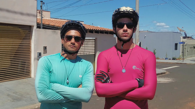 Totipah: casal gay viaja até o Alasca de bike