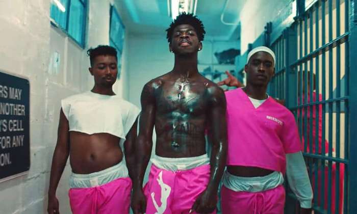 Lil Nas X faz vídeo mentiroso para ganhar visualizações
