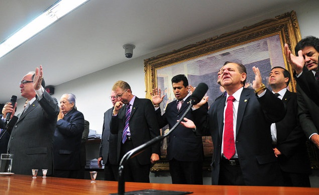 Bancada evangélica tem duas derrotas em uma semana. Entenda
