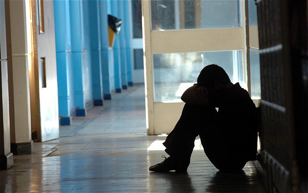 Escolas podem ser obrigadas a combater bullying homofóbico