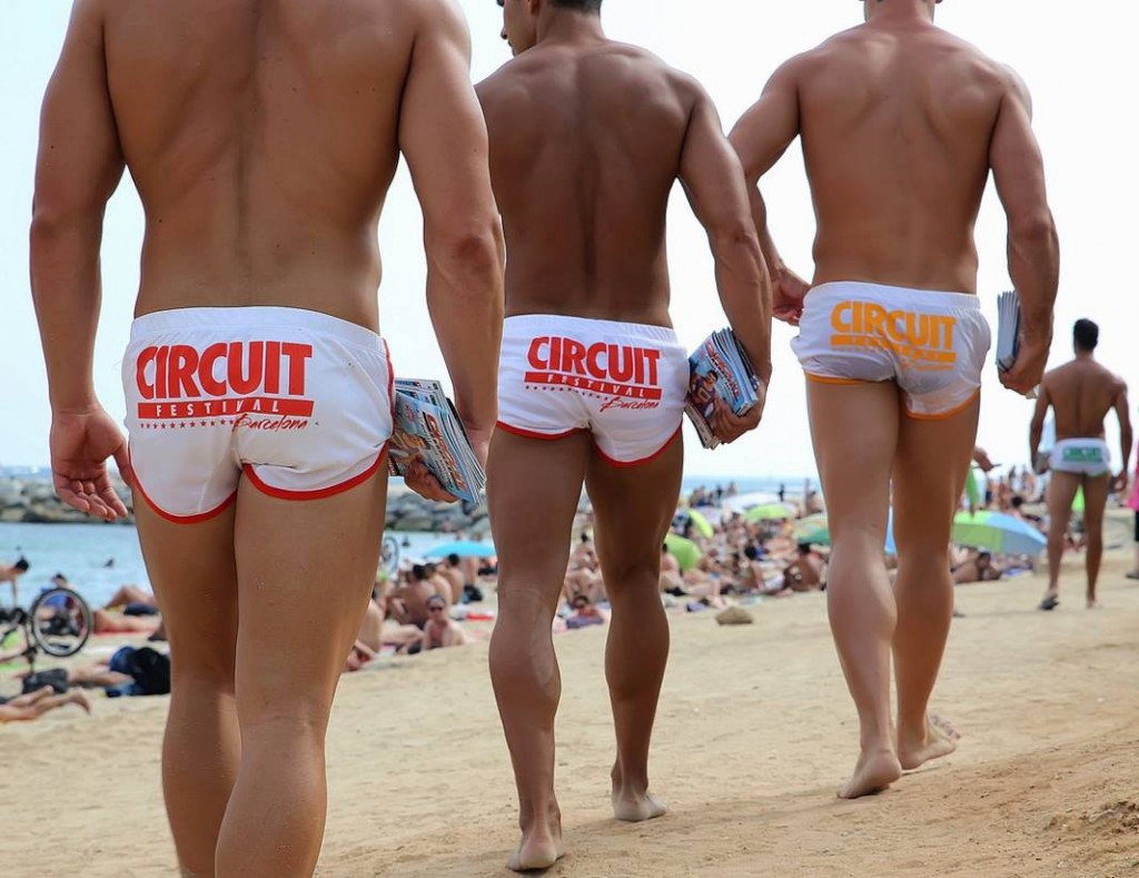 Turistas gays na Espanha gastam 30% a mais que outros viajantes