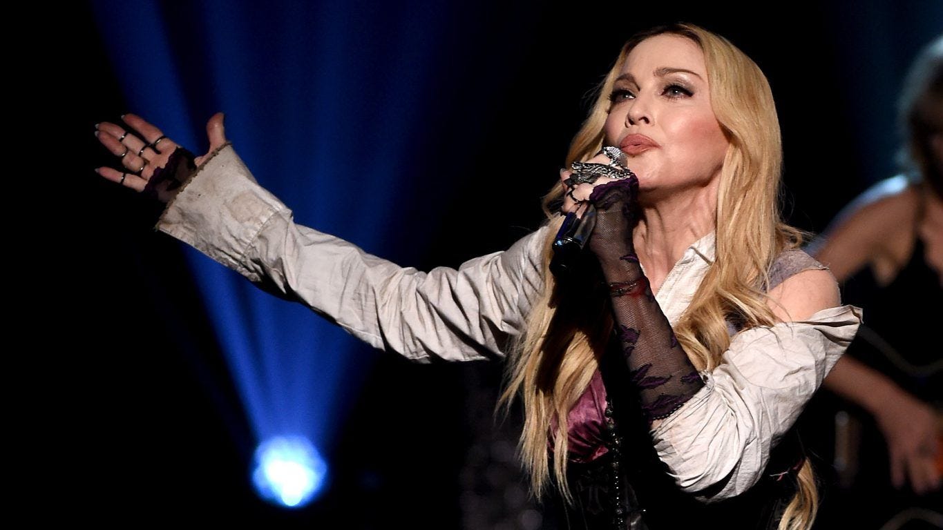 Rainha da Billboard: Madonna faz 50º número 1 na parada dance
