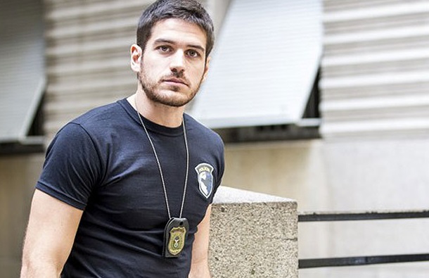 Marco Pigossi desmente outing, mas diz: 'Prazer não tem gênero'