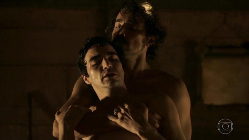 Primeira cena de sexo gay em novelas incendeia a internet