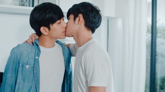Tribunal decide que sexo gay continua a ser crime em Singapura