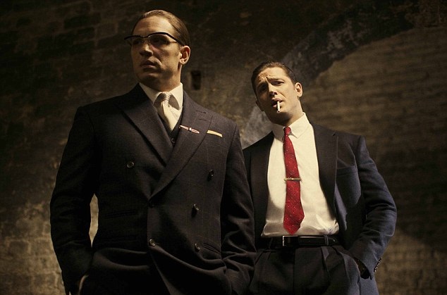 Tom Hardy vive gângster bissexual em 'Legend'. Veja o trailer
