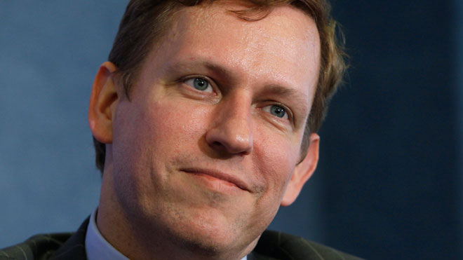 Gay, sócio-investidor do Facebook Peter Thiel realiza festa no carnaval de Floripa